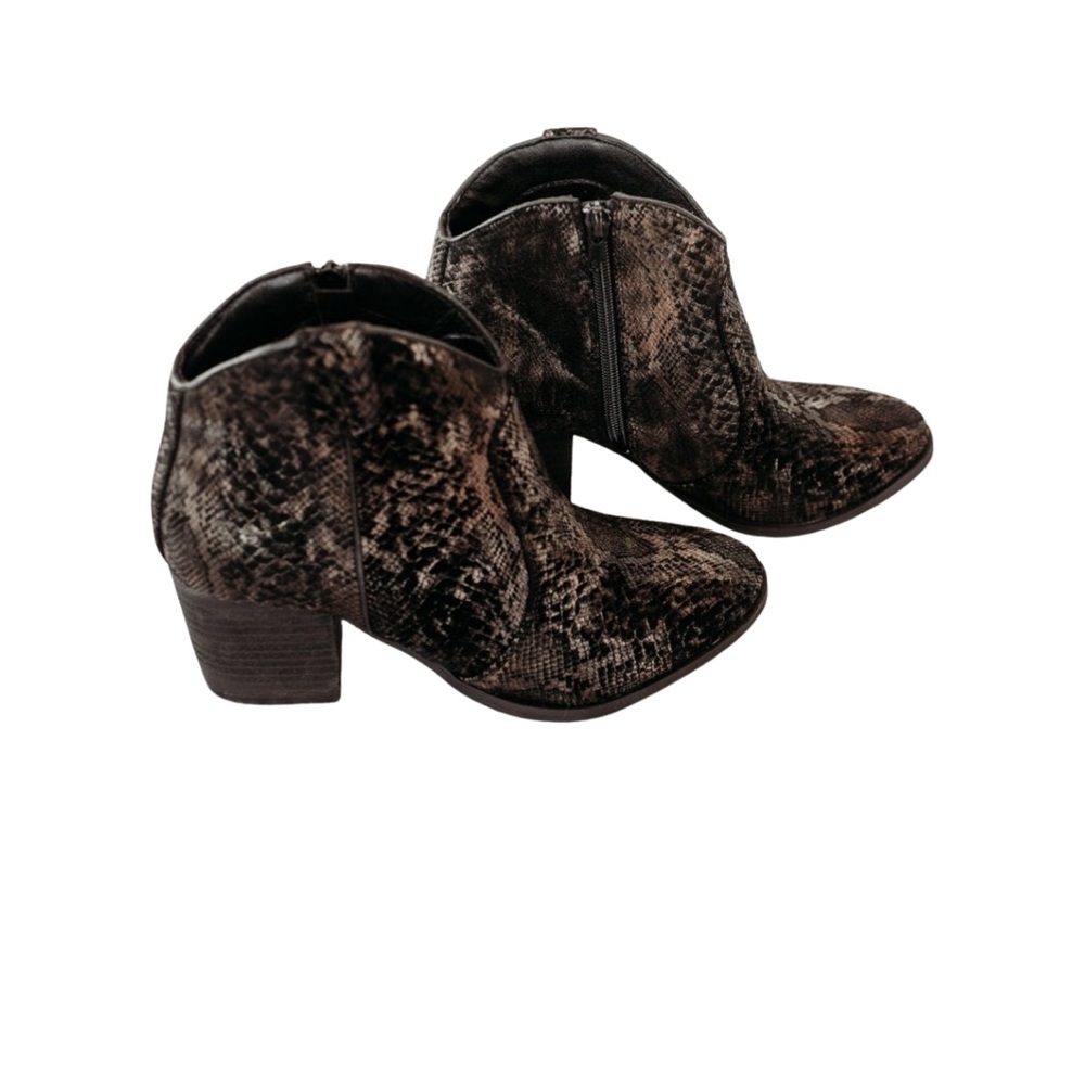 Very G Textured Ankle Booties - Black and Brown